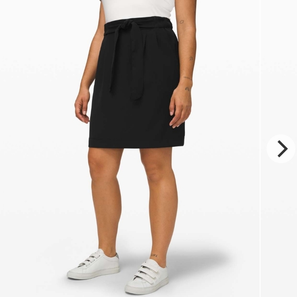 Lululemon athletica Noir Skirt Black Tie-Waist Mini